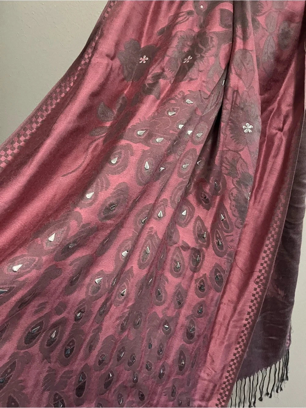 Very Moda Dusky Rose Floral Paisley Wrap Scarf